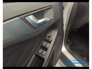 FORD Focus Active 1.0 EcoBoost Hybrid X