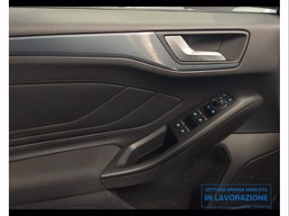 FORD Focus Active 1.0 EcoBoost Hybrid Design