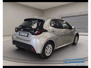 TOYOTA Yaris 1.5 Hybrid 5 porte Active