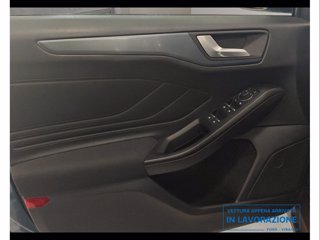 FORD Focus Active 1.0t EcoBoost Hybrid