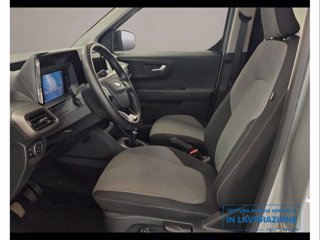 FORD Tourneo Courier 1.0 EcoBoost Titanium