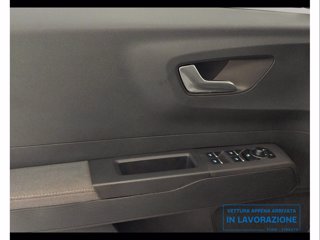 FORD Tourneo Courier 1.0 EcoBoost Titanium